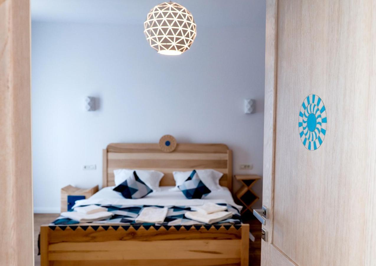 Bed and Breakfast Conacul Olarilor Baia de Fier Exterior foto