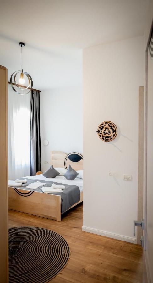 Bed and Breakfast Conacul Olarilor Baia de Fier Exterior foto